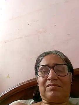  candi online show from March 8, 5:11 pm