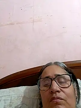  candi online show from March 11, 12:00 am