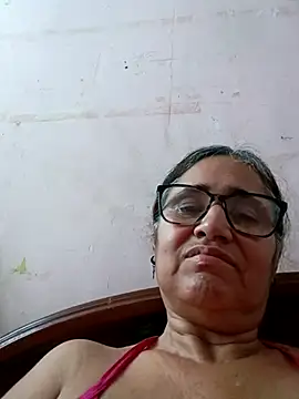  candi online show from March 14, 11:45 am