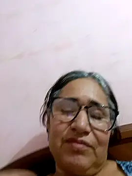  candi online show from March 19, 12:59 am