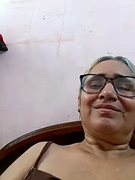  candi online show from September 20, 2:18 pm