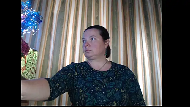 amorelara online show from September 9, 1:32 pm