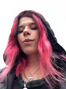 Snapshot of RiriRoseey chatting on November 14, 8:46 am RiriRoseey online show from November 14, 8:46 am