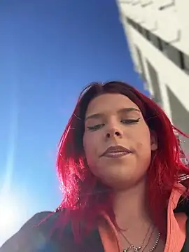 Snapshot of RiriRoseey chatting on November 24, 8:47 am RiriRoseey online show from November 24, 8:47 am