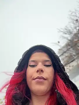 Snapshot of RiriRoseey chatting on November 29, 9:01 am RiriRoseey online show from November 29, 9:01 am