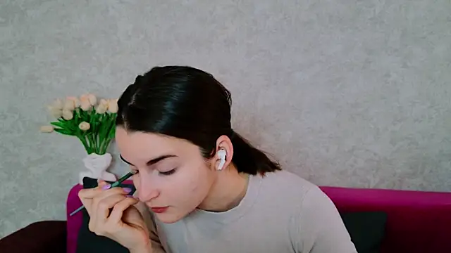 Miss Arwen online show from September 24, 3:54 am