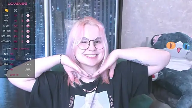 Snapshot of miray_kuriyama123 chatting on January 5, 9:03 pm miray kuriyama123 online show from January 5, 9:03 pm