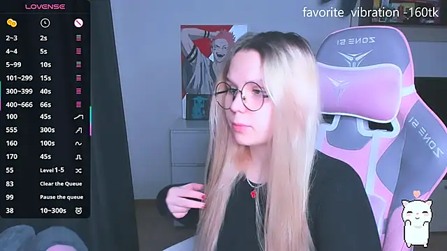 Snapshot of miray_kuriyama123 chatting on October 26, 6:14 pm miray kuriyama123 online show from October 26, 6:14 pm