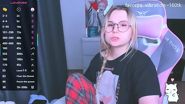 Snapshot of miray_kuriyama123 chatting on November 16, 8:03 pm miray kuriyama123 online show from November 16, 8:03 pm