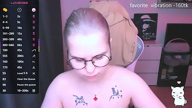 Snapshot of miray_kuriyama123 chatting on December 13, 7:53 pm miray kuriyama123 online show from December 13, 7:53 pm