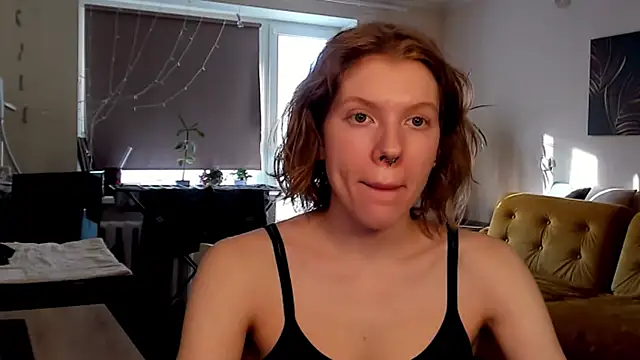 Snapshot of StellaDavis chatting on February 20, 12:15 pm StellaDavis online show from February 20, 12:15 pm