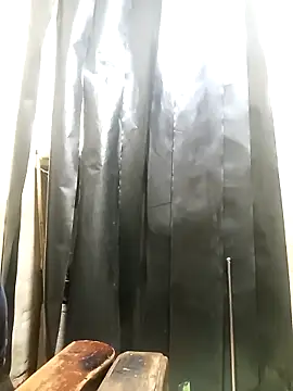 Snapshot of Dick5nn chatting on February 23, 2:20 am Dick5nn online show from February 23, 2:20 am