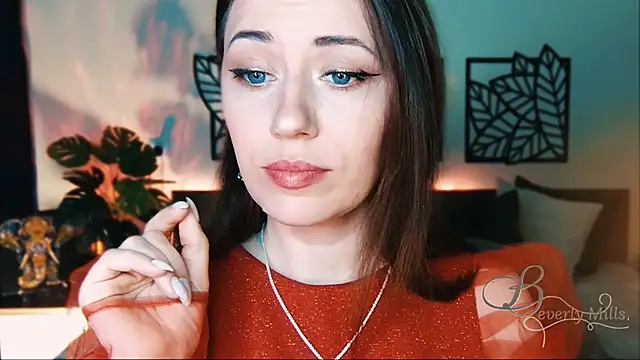 MissBeverlyMills online show from February 16, 6:43 am