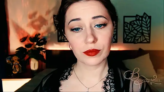 MissBeverlyMills online show from March 9, 7:05 pm