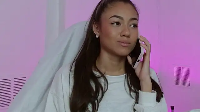 hantonella  online show from November 21, 3:11 pm