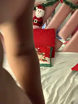 Tamara Lubezkii online show from December 8, 8:04 pm