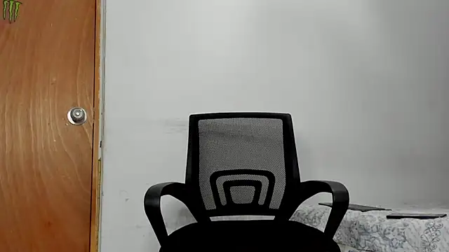 andrew rose  online show from April 18, 12:03 am