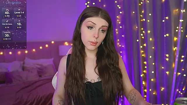 Snapshot of Lala_Land_ chatting on December 14, 8:02 am Lala Land online show from December 14, 8:02 am