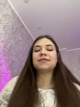 Vikki toriya online show from December 25, 1:51 pm