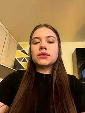 Vikki toriya online show from September 26, 9:30 pm