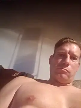 Snapshot of MArciQuarky chatting on November 7, 6:13 am MArciQuarky online show from November 7, 6:13 am