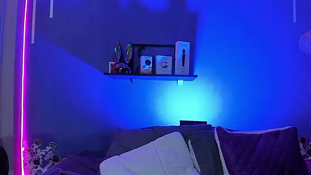 Alexa Espinoza online show from December 3, 2:58 am