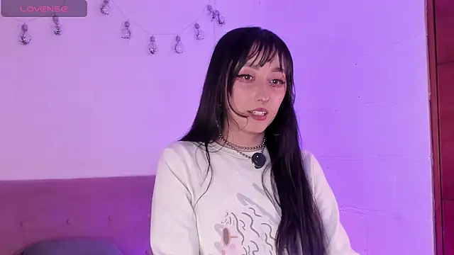 v1cky  online show from February 19, 11:01 pm