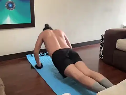 Snapshot of littlelatinhunter chatting on November 24, 12:16 pm littlelatinhunter online show from November 24, 12:16 pm