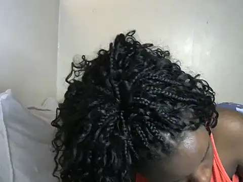 Novah  online show from October 13, 2:06 pm