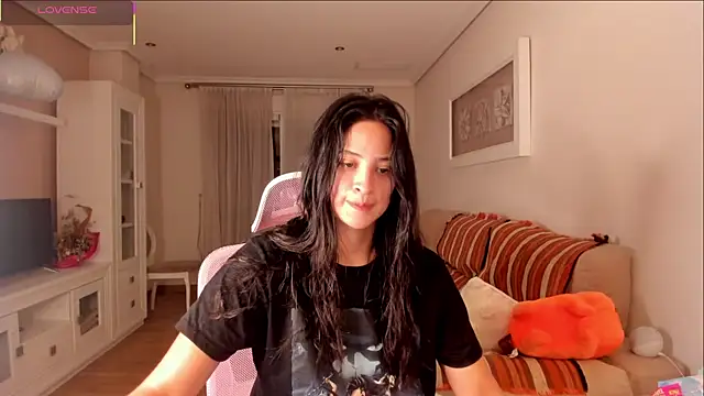 Snapshot of bella_apont chatting on September 28, 11:10 pm bella apont online show from September 28, 11:10 pm