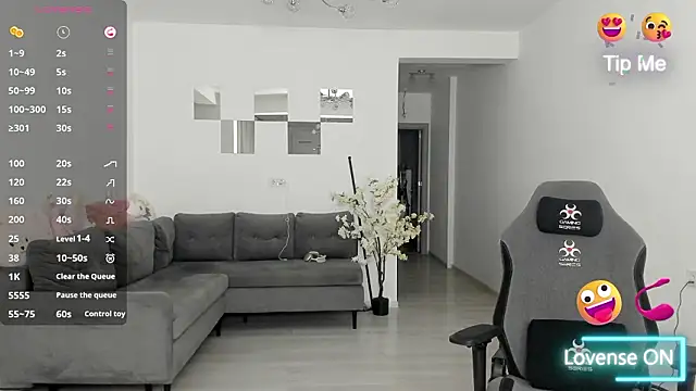 LovelyBianca online show from March 4, 11:00 pm