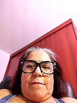 Snapshot of MARIANMILLS__ chatting on October 29, 1:52 am MARIANMILLS online show from October 29, 1:52 am