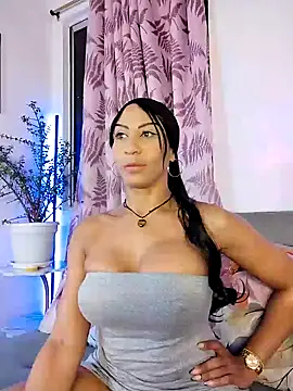 Snapshot of Charlotte_Bayron chatting on February 3, 12:04 am Charlotte Bayron online show from February 3, 12:04 am