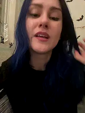 Snapshot of Erotic_Synth_Goddess chatting on December 4, 5:55 pm Erotic Synth Goddess online show from December 4, 5:55 pm