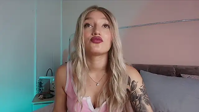 Giaa Ross online show from January 20, 2:46 pm