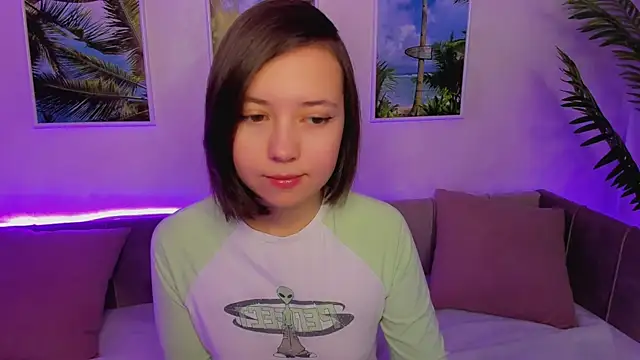 Snapshot of Lina_Brownie chatting on January 20, 5:37 am Lina Brownie online show from January 20, 5:37 am