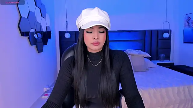 AlyssaDean online show from February 8, 11:55 am