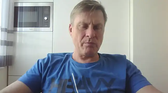 Snapshot of johnnym1 chatting on January 30, 10:08 am johnnym1 online show from January 30, 10:08 am