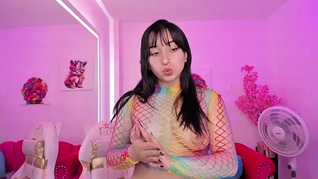 Snapshot of Miss_dolly_ chatting on December 13, 1:01 pm Miss dolly online show from December 13, 1:01 pm