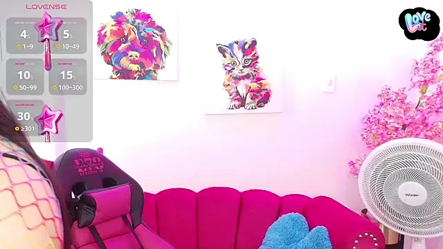 Snapshot of Miss_dolly_ chatting on November 6, 12:28 pm Miss dolly online show from November 6, 12:28 pm