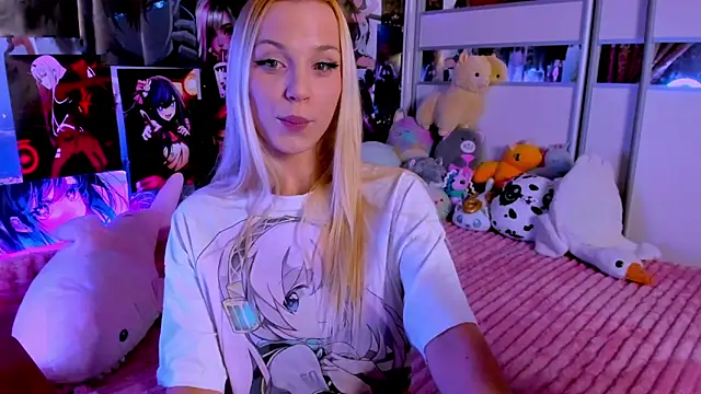 Snapshot of Cute__Pony chatting on December 15, 9:31 pm Cute  Pony online show from December 15, 9:31 pm