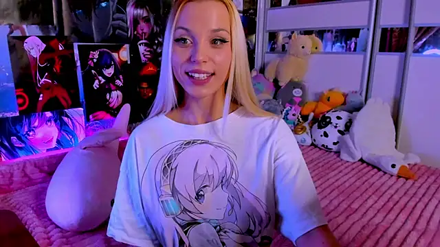 Snapshot of Cute__Pony chatting on December 16, 12:37 am Cute  Pony online show from December 16, 12:37 am