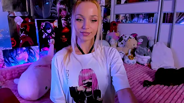 Snapshot of Cute__Pony chatting on February 16, 12:30 am Cute  Pony online show from February 16, 12:30 am