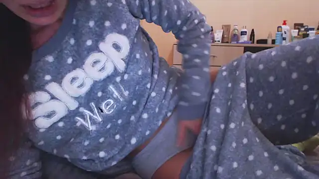 LovelyAndraGirl online show from September 18, 3:58 pm