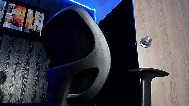 Snapshot of Mark_Buffet02 chatting on February 19, 1:17 pm Mark Buffet02 online show from February 19, 1:17 pm