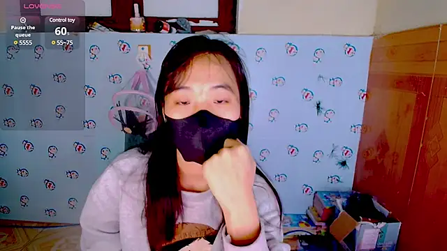 Snapshot of __Saphia__ chatting on January 23, 1:30 am Saphia online show from January 23, 1:30 am