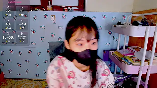 Snapshot of __Saphia__ chatting on March 17, 12:41 am Saphia online show from March 17, 12:41 am