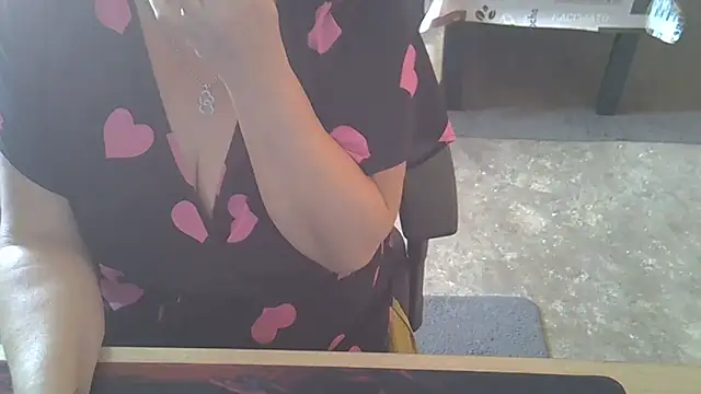 Silvia2277 online show from September 23, 9:01 am