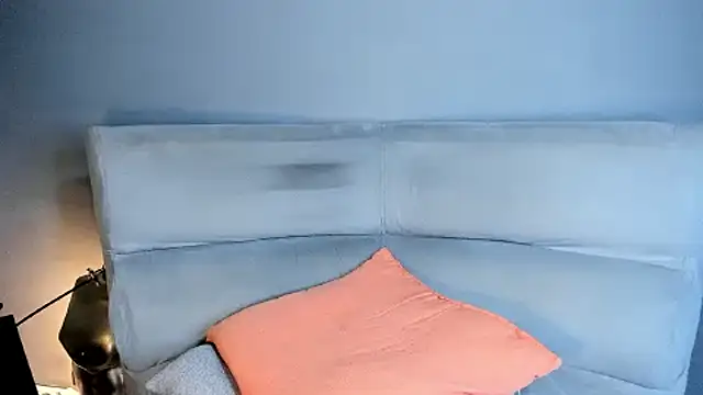 Snapshot of Abra_ham13 chatting on January 7, 11:16 am Abra ham13 online show from January 7, 11:16 am