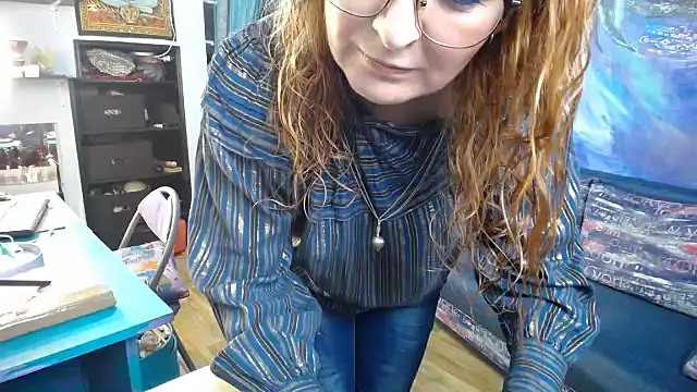 Snapshot of Helen1974 chatting on November 15, 1:03 am Helen1974 online show from November 15, 1:03 am